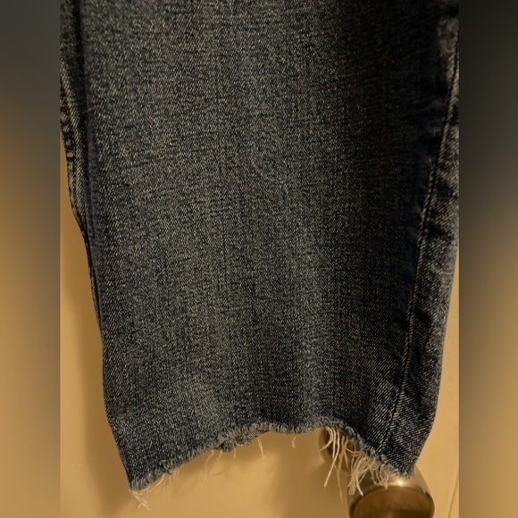 Abercrombie and Fitch The Mom High Rise Blue Denim Jean Size 35/20 Short - Picture 3 of 15